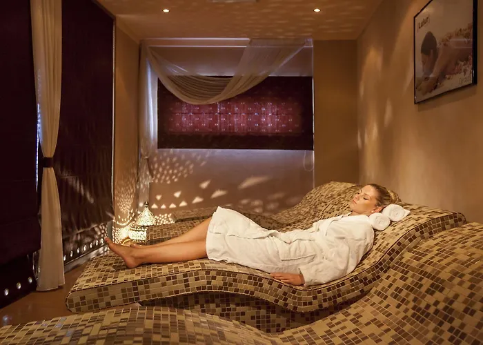 Helona (adults Only) منتجع