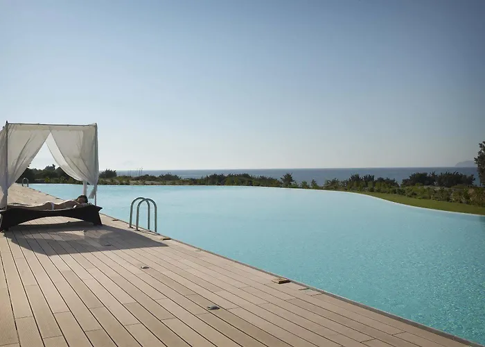 리조트 Helona (adults Only) 5*